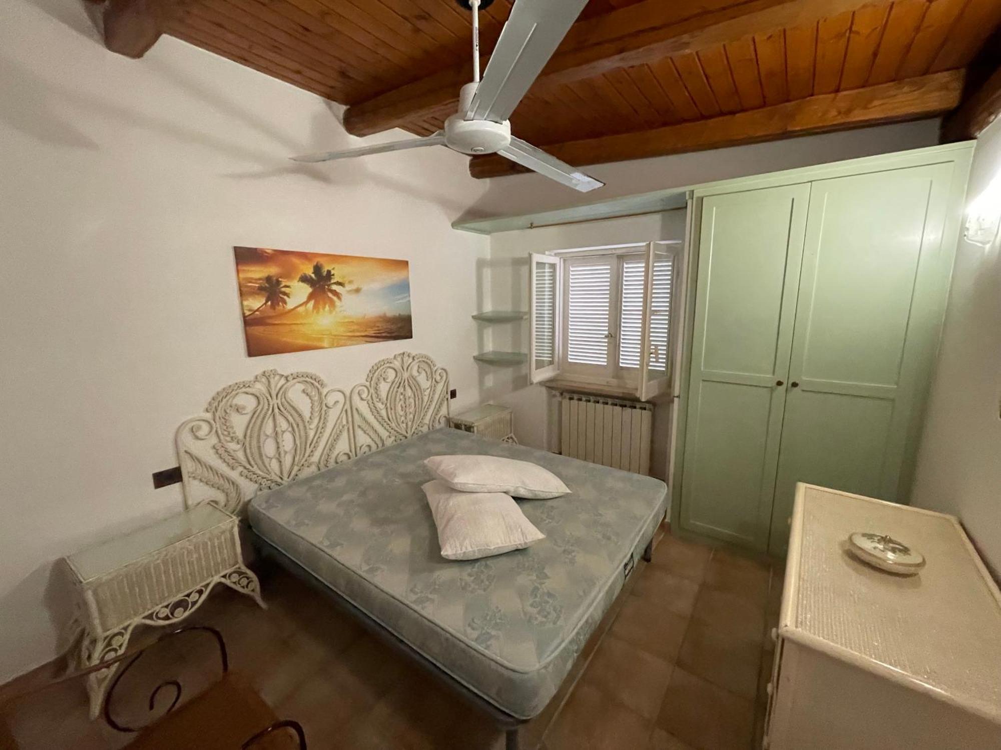 Villa Paonessa Lido Di Fondi Bilik gambar